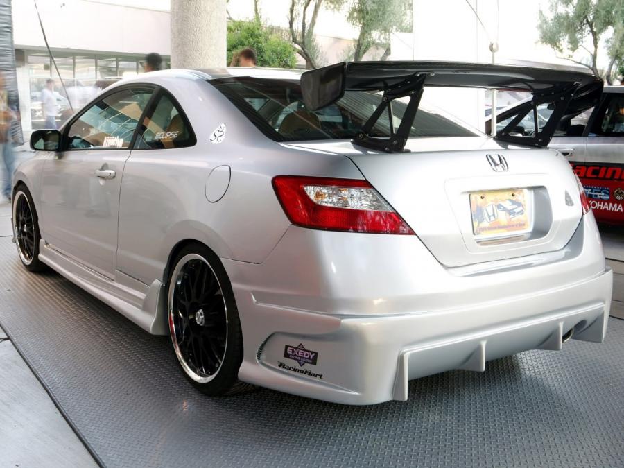  Honda Civic Si by MJH Sound 2005 года  (фото 2 из 2)